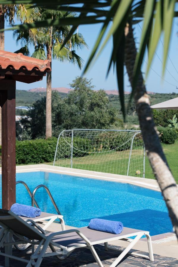 Villa Sevdas Perama  Luaran gambar